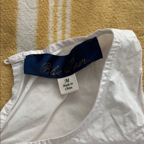 cold shoulder top - Picture 2 of 5